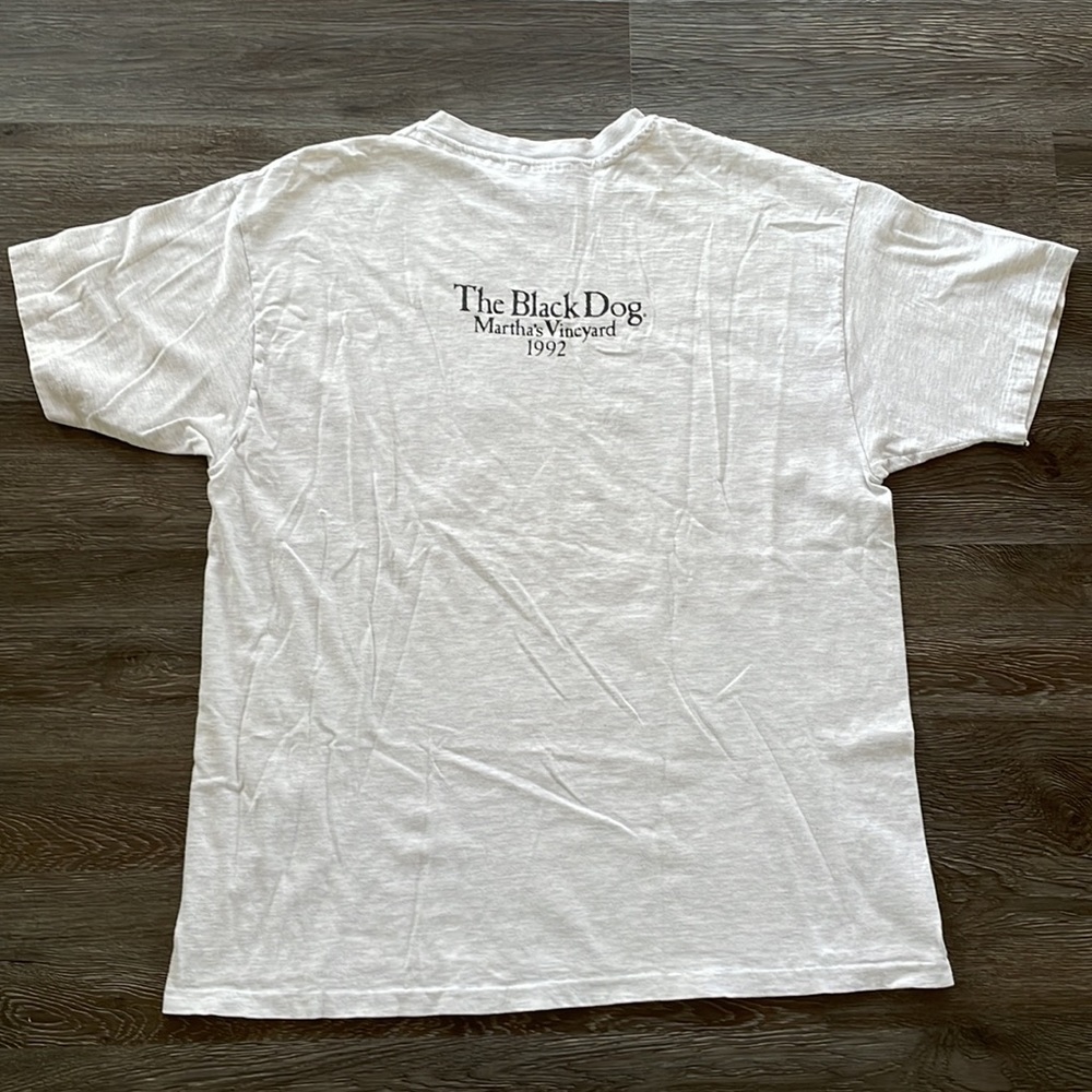 Vintage 1992 The Black Dog Martha’s Vineyard Gray T-shirt - Picture 10 of 11